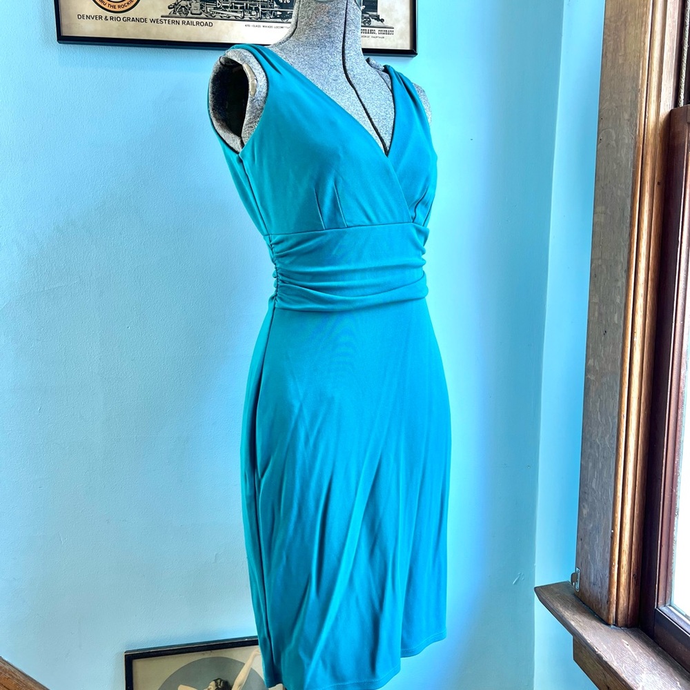 Sleeveless V-Neck Ruched Waist Turquoise Dress